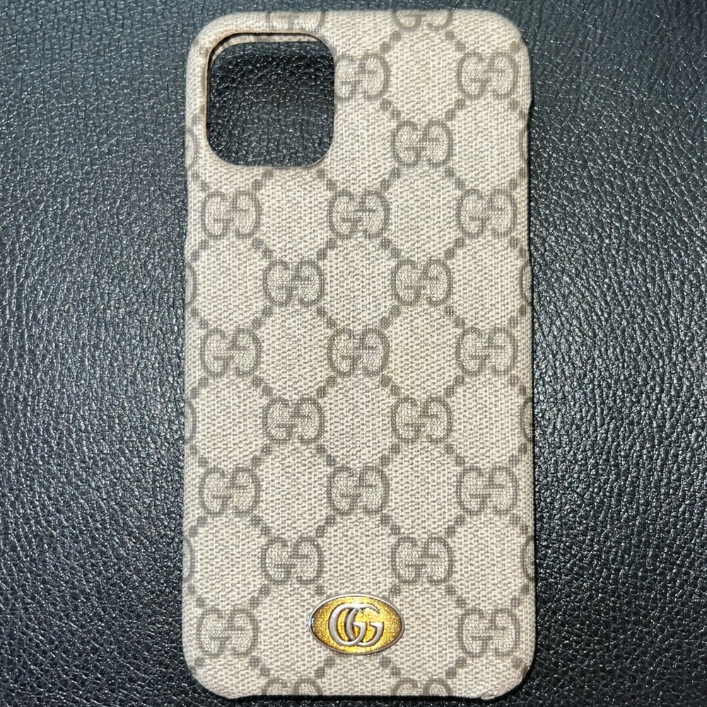 AUTHENTIC GUCCI 11 Pro Max Case